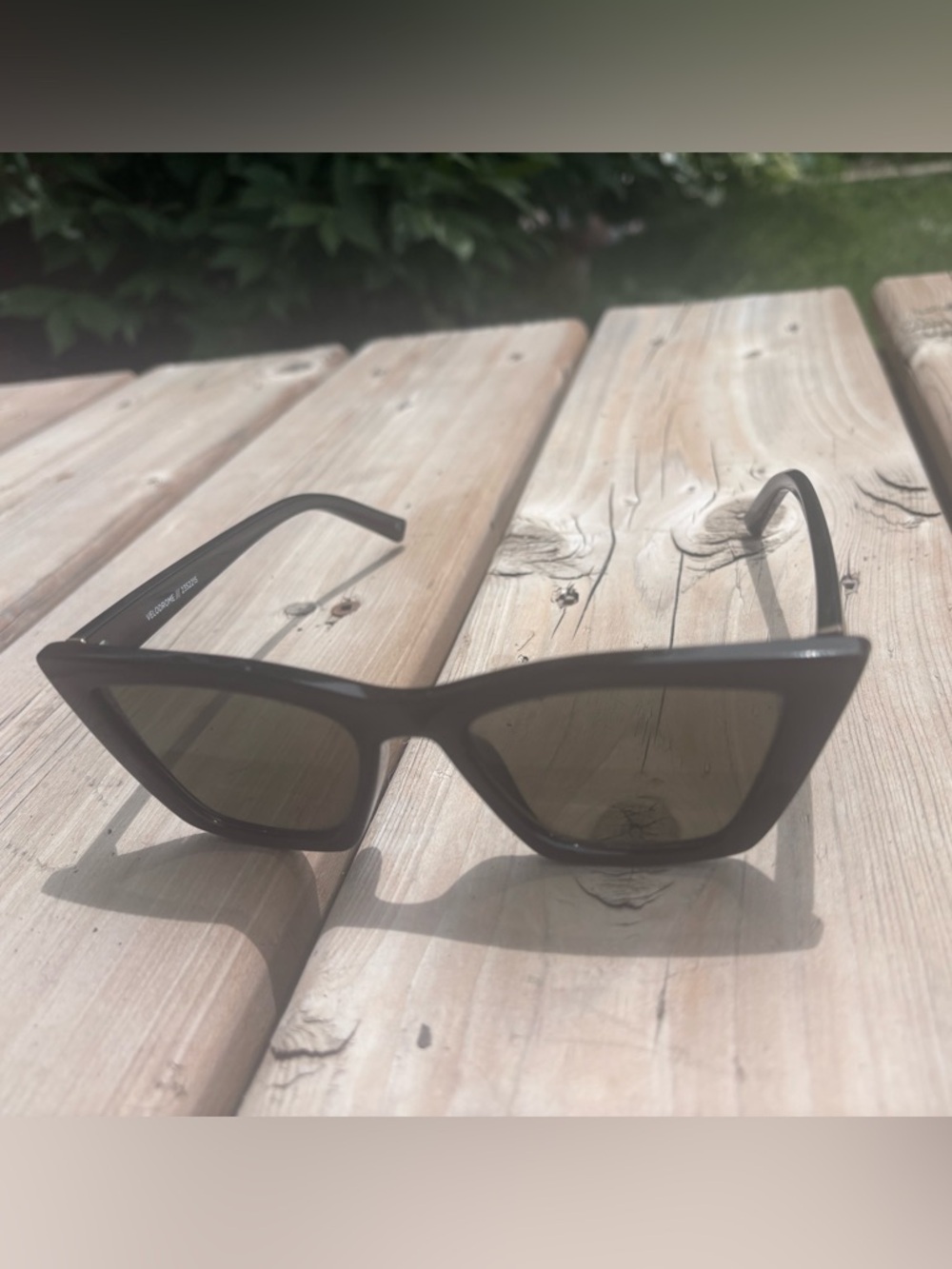 Women’s Sunglasses in Dark Black - Picture 1 of 2